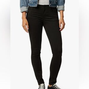 LEVIS Signature Black Gold 5 Pocket Jeans Size 4